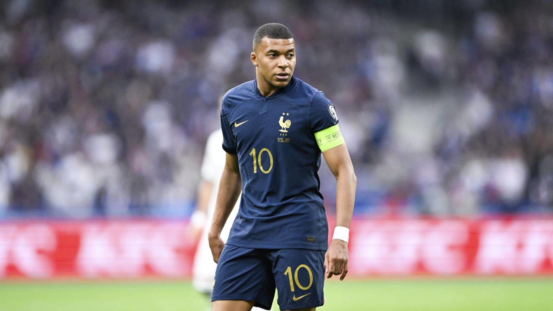 法国队险胜,晋级欧洲杯关键一战胜利的简单介绍 法国队险胜,晋级欧洲杯关键一战胜利的简单介绍