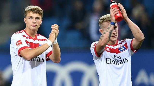 包含汉堡胜利之战：舞出风采，谱写胜利之歌的词条