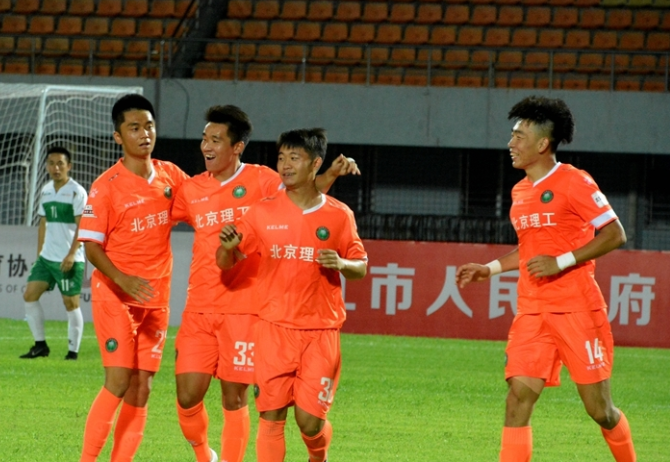 爱游戏网页版登录入口-包含云南队迫降榜尾，艰难追赶比赛对手的词条