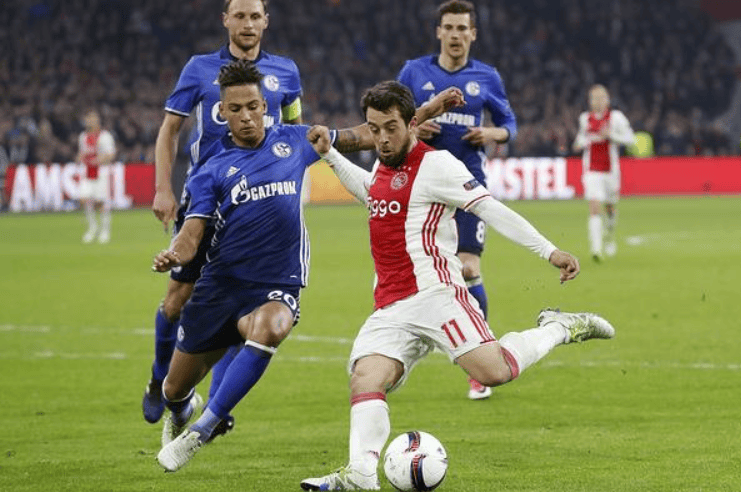 包含强强对话的胜负之战势必引发球迷热情的词条