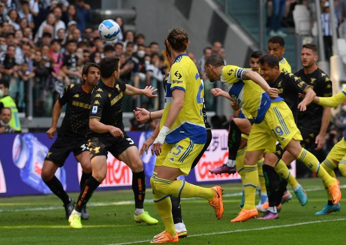 一触即发！球员细节力求完美，战术部署妙不可言的简单介绍