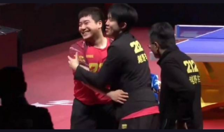 爱游戏网页版入口-凭借出色表现，一支球队成功夺冠