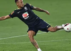 包含塞维利亚签约巴黎圣日耳曼前锋，目标进球王的词条