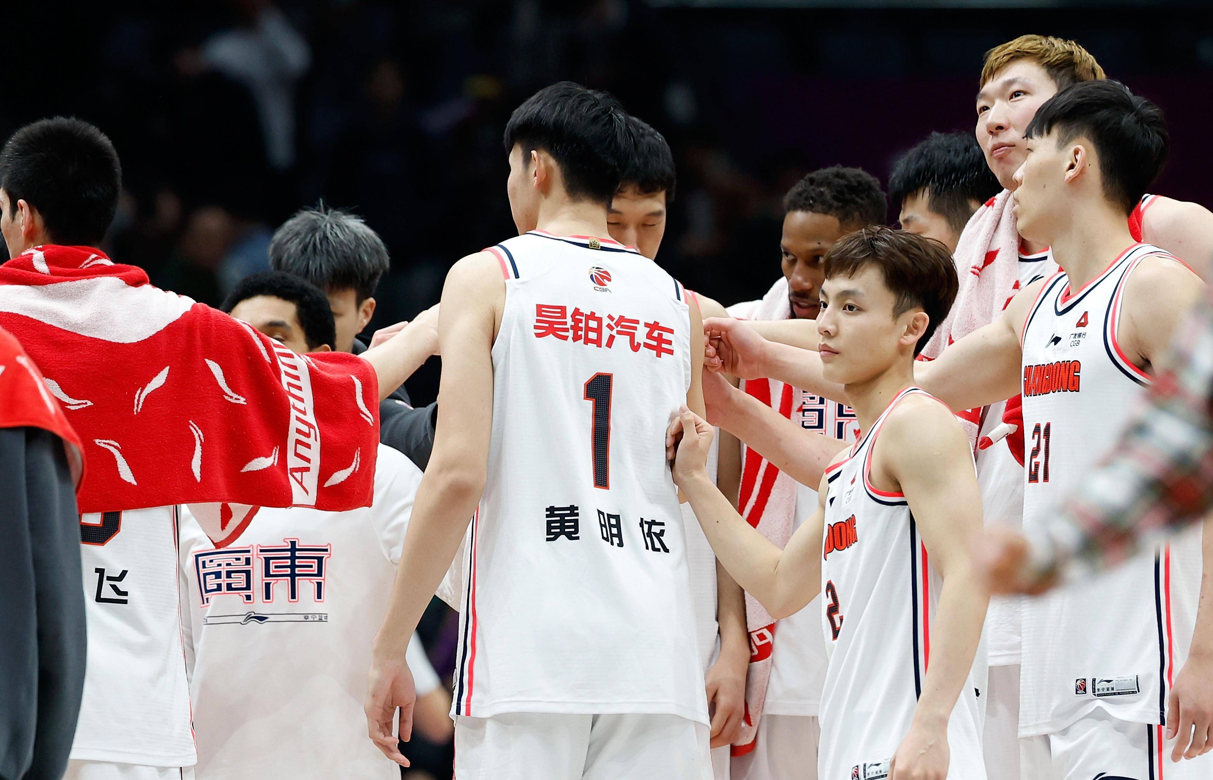 关于广东男篮准备迎战四川队，备战进行中的信息