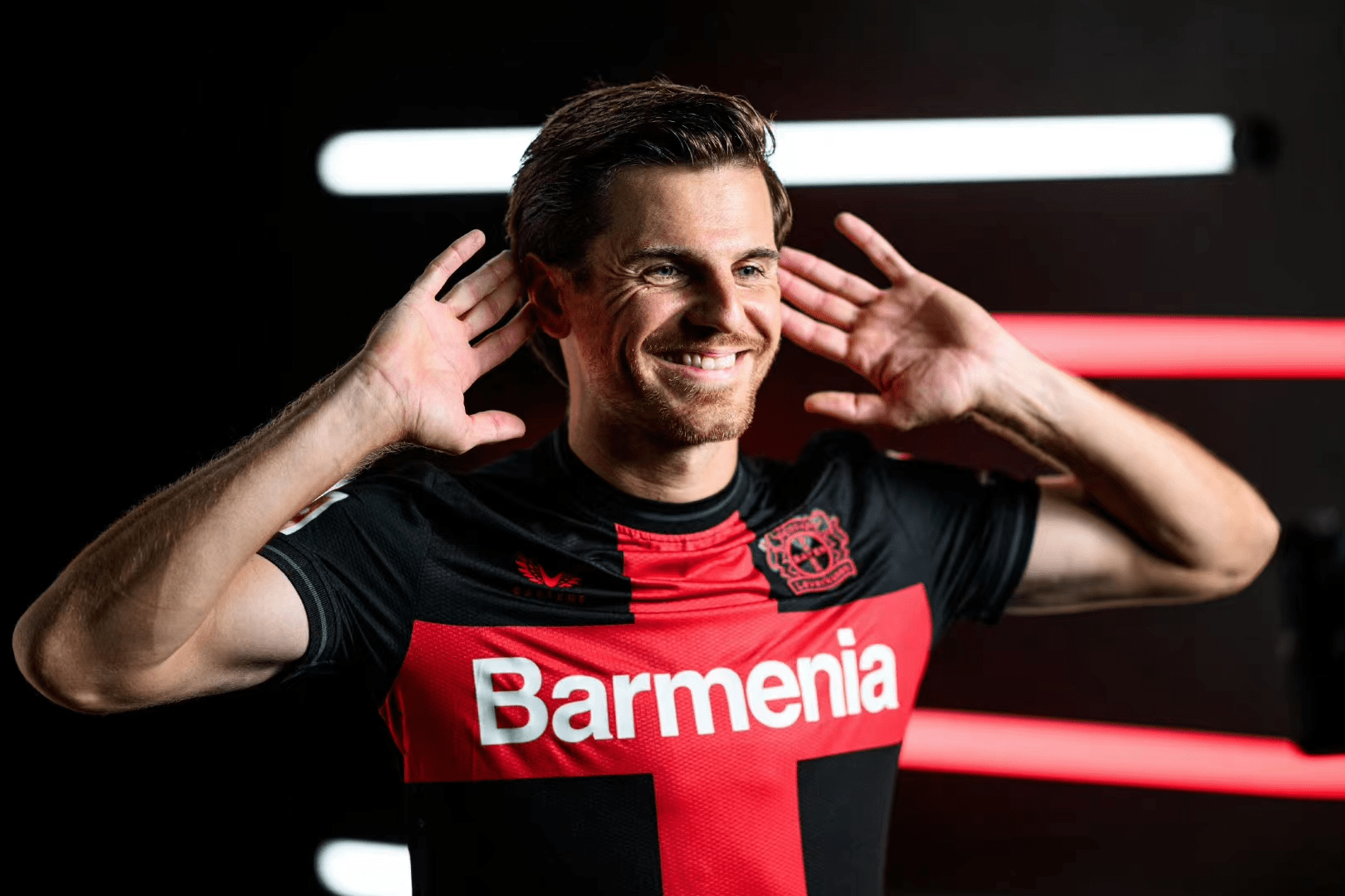 爱游戏官网-索尔斯克亚球队士气大振，豪取三分的简单介绍