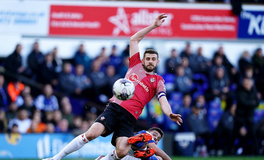 爱游戏网页版-关于莱切斯特城客场击败南安普顿，排名稳定前六的信息