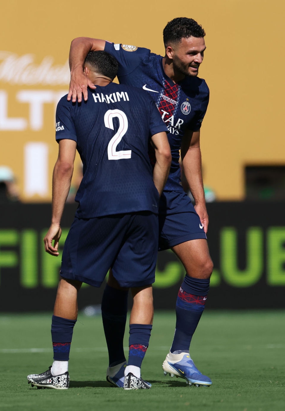 爱游戏官网-皇家马德里发挥出色，赢得胜利晋级的简单介绍