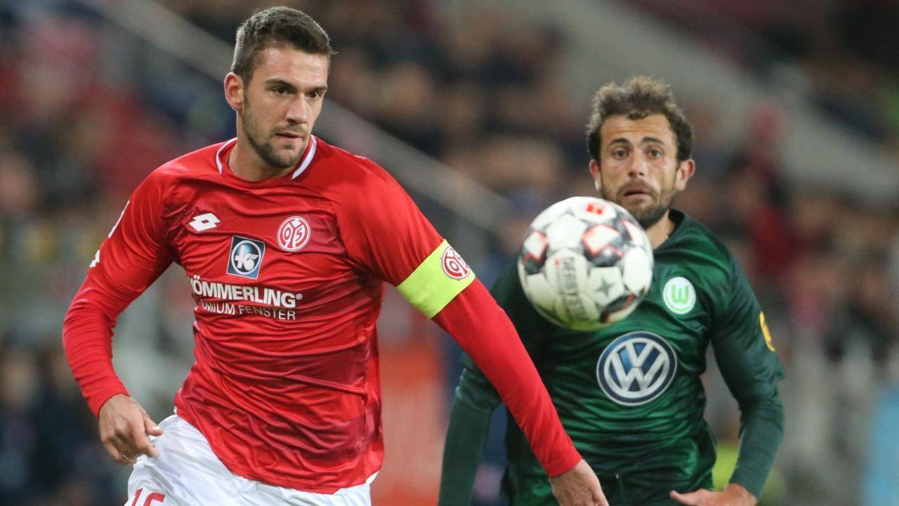 爱游戏-沃尔夫斯堡主场平局，未能实现全取三分的简单介绍