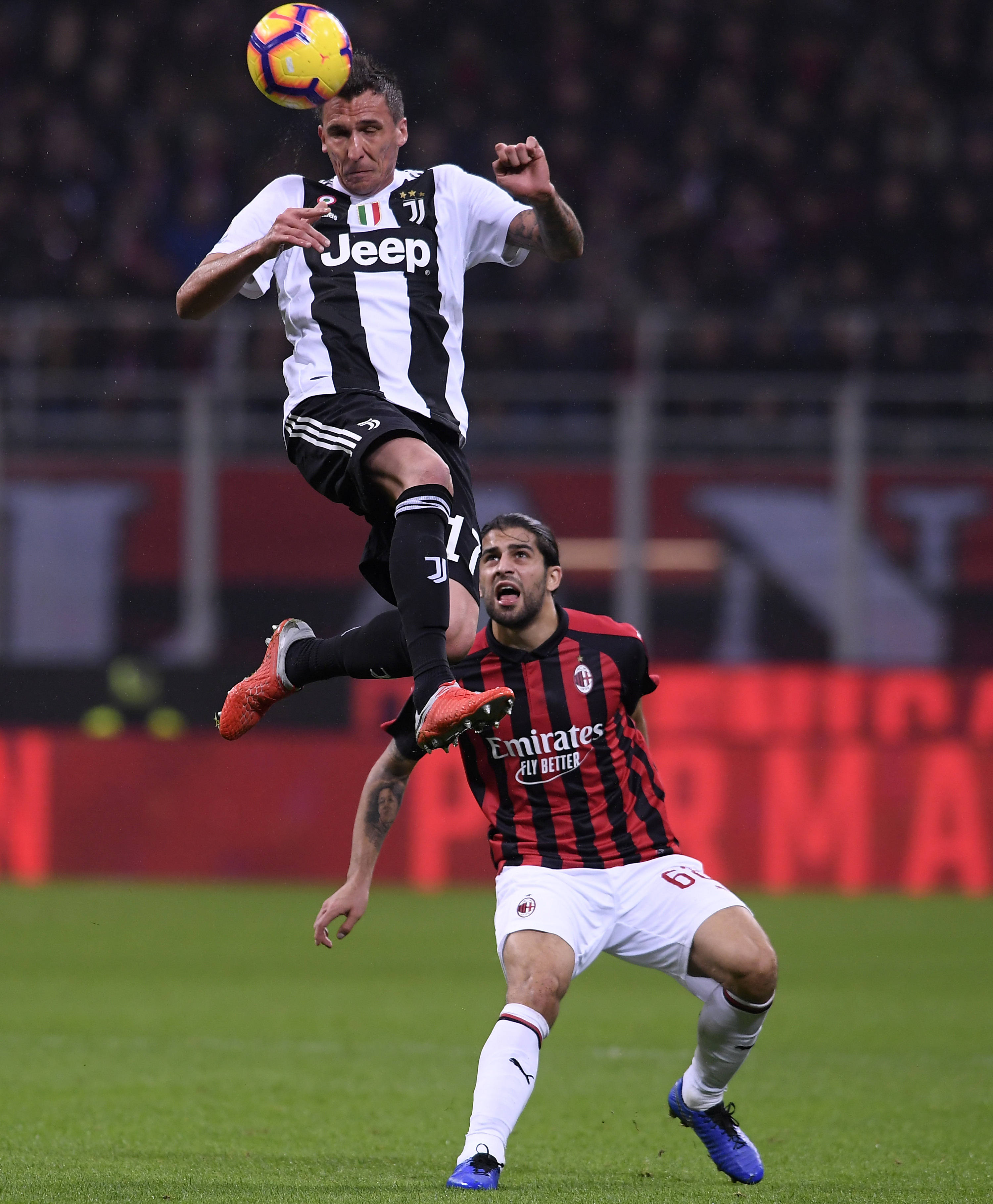 尤文图斯客场取得胜利，继续追赶领先者