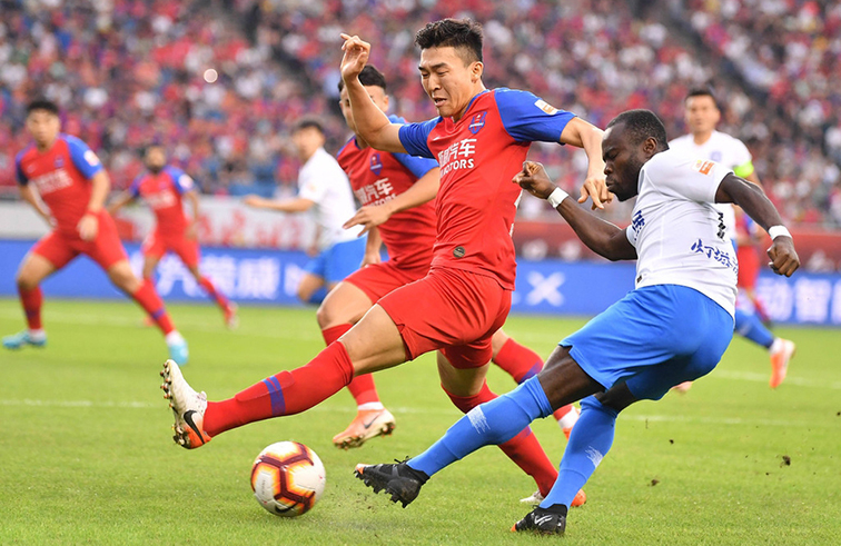 爱游戏官网入口-包含鲁能客场战平富力，取得宝贵分数的词条