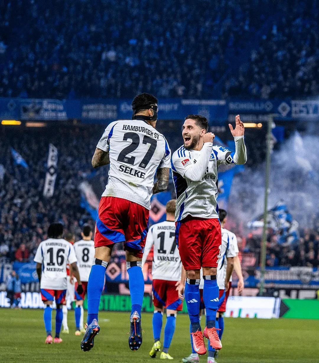 爱游戏登录入口-沙尔克遭遇失利，保持不稳定状态