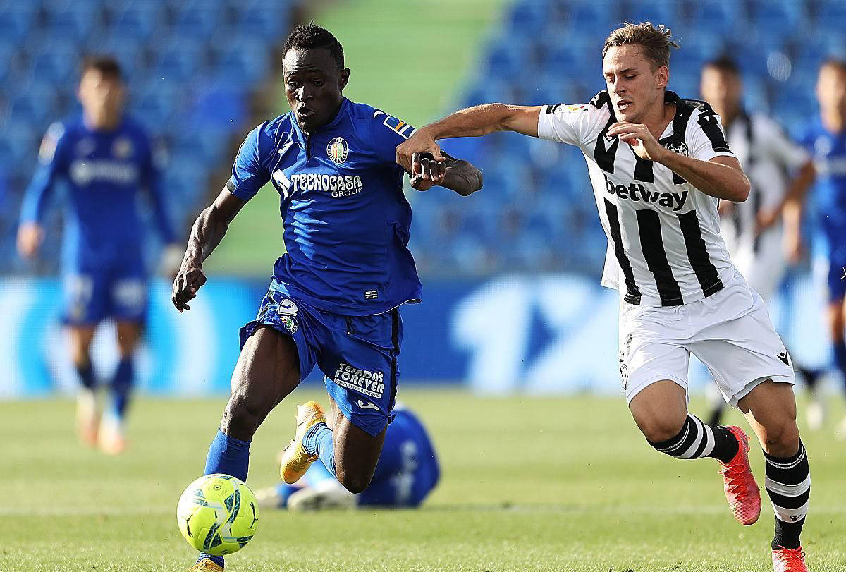 关于阿拉维斯客场逼平毕尔包竞技的信息